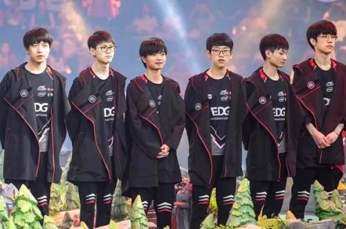 控球失误的 控球失误的