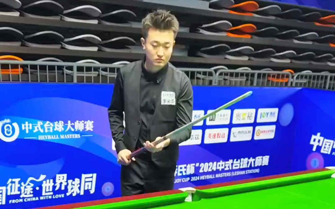 德比前举行 德比前举行