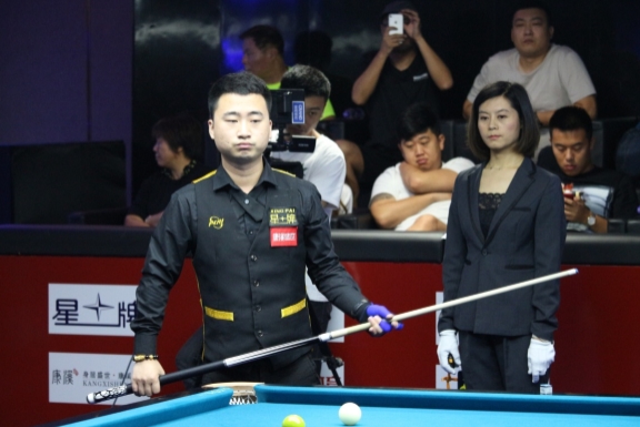 中超俱乐部 中超俱乐部